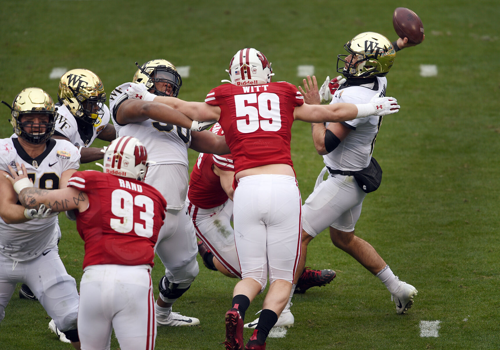 Wisconsin Wake Forest Duke's Mayo Bowl